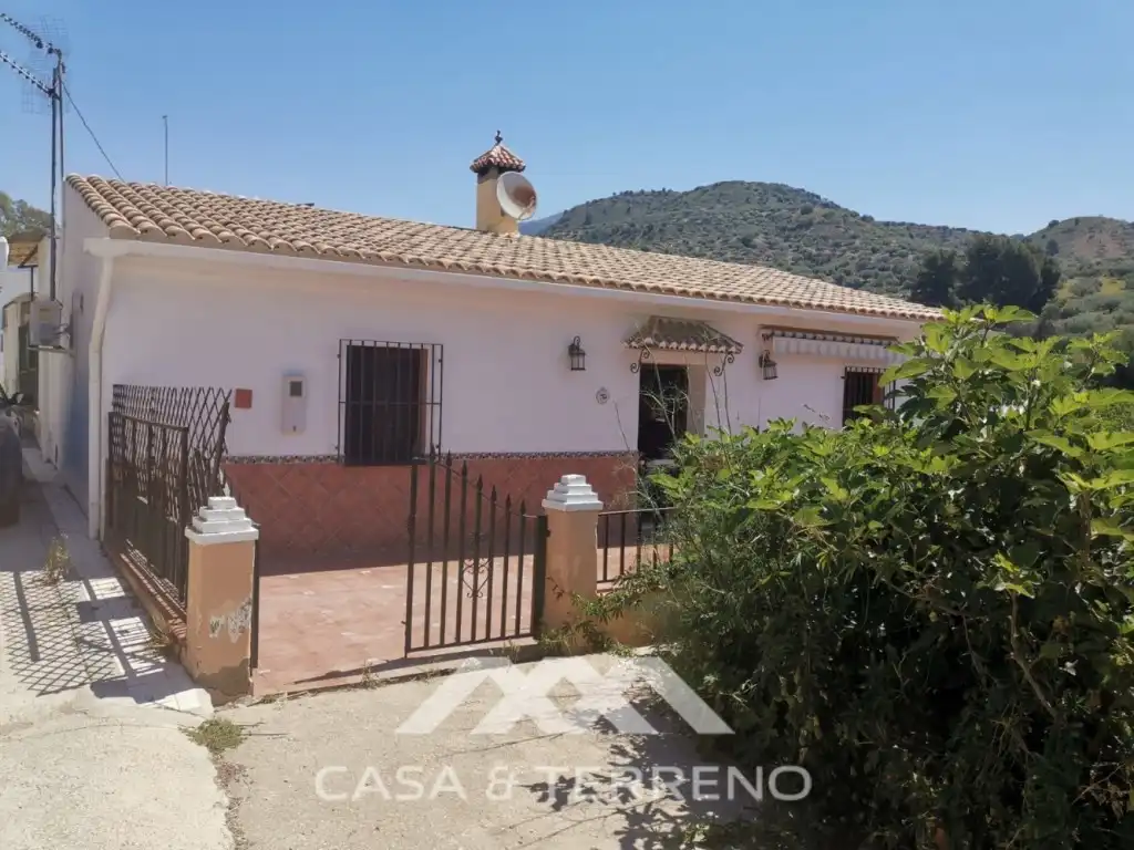 Casa en venta en Alcaucín, imagen 2