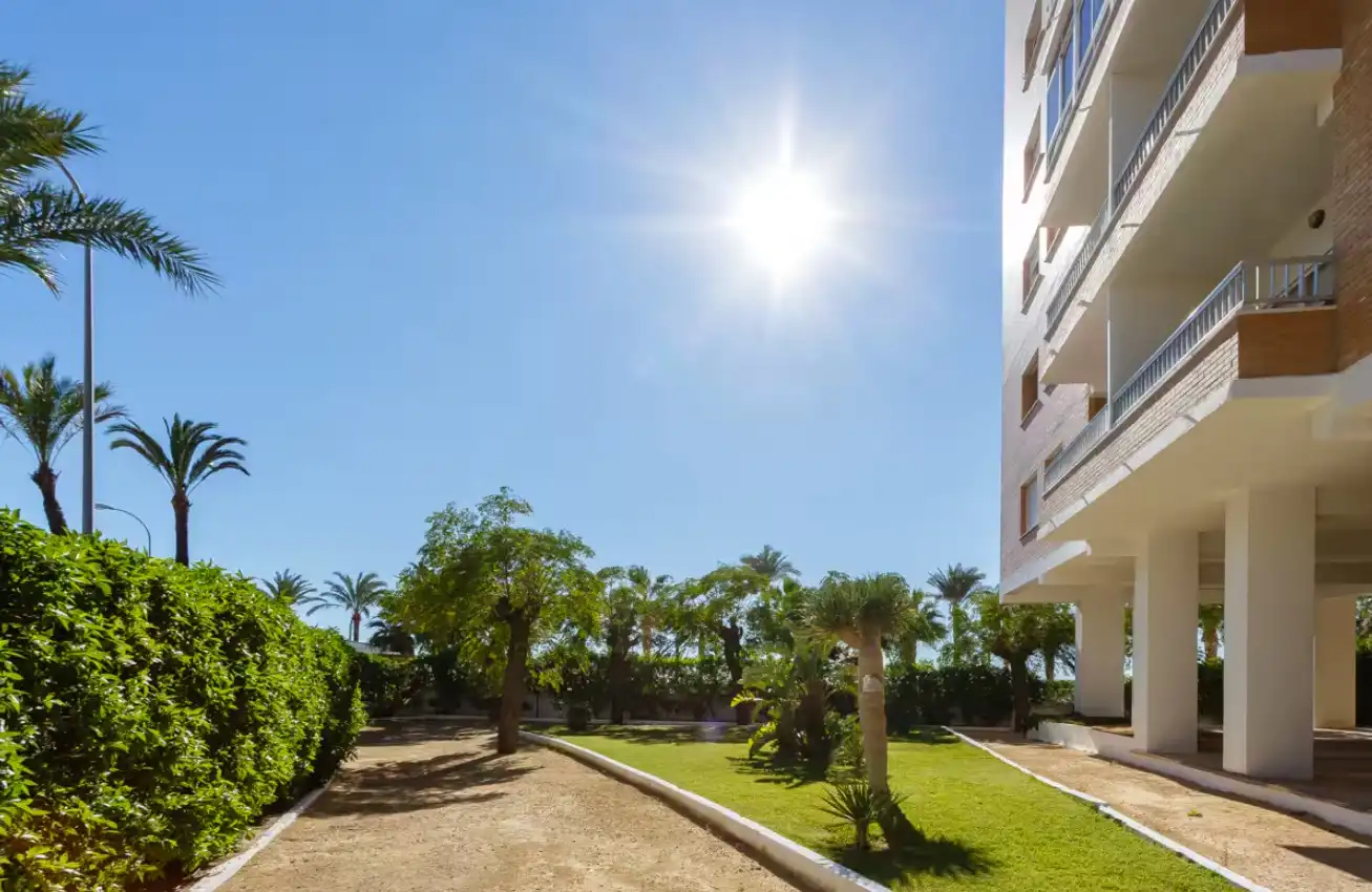 Exterior view of Apartments for rent in Cádiz  with Air Conditioner, Heating and Parquet flooring