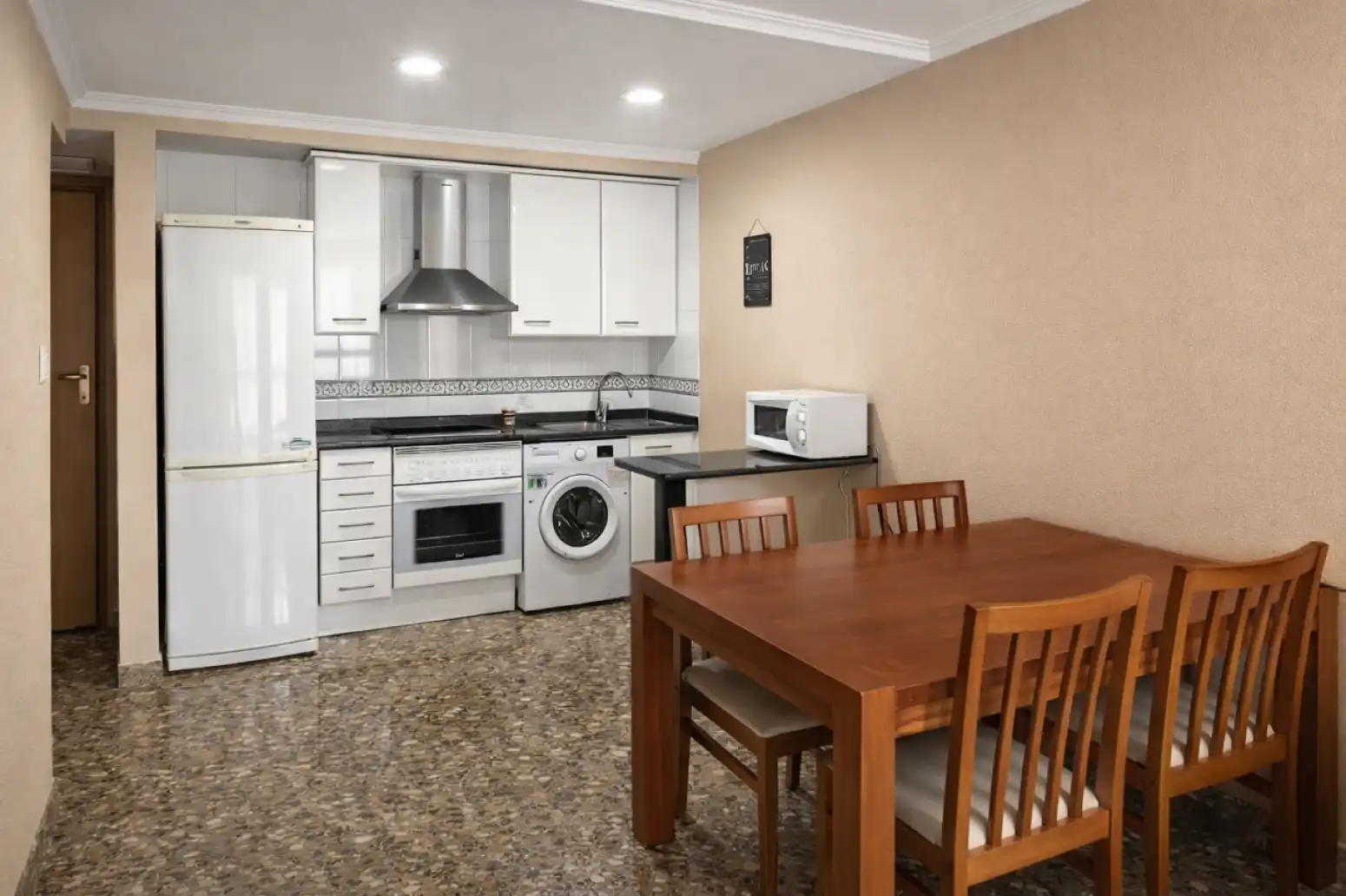 Cocina de Piso en venta en Valencia con Aire acondicionado, Calefacción y Amueblado