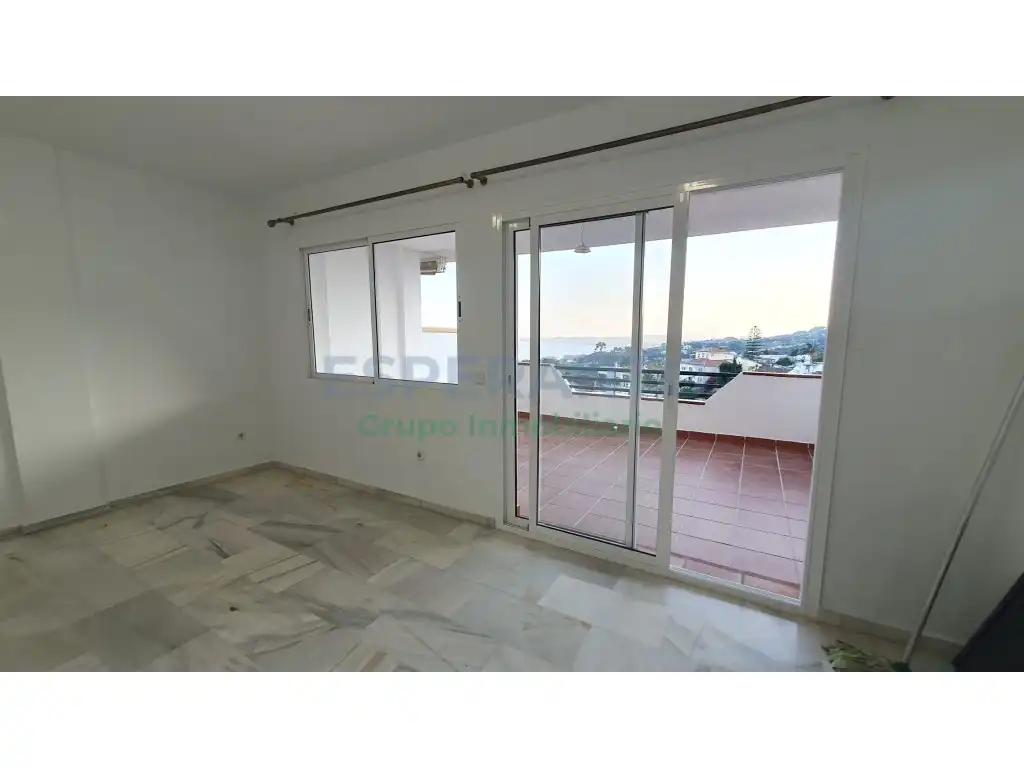 Dormitori de Apartament de lloguer en Benalmádena amb Moblat