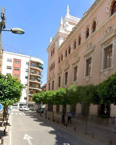 Piso en Venta en Calle Merced en San Lorenzo