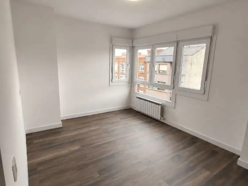 Flat for sale in Calle Miguel Servet, 1, La Calzada
