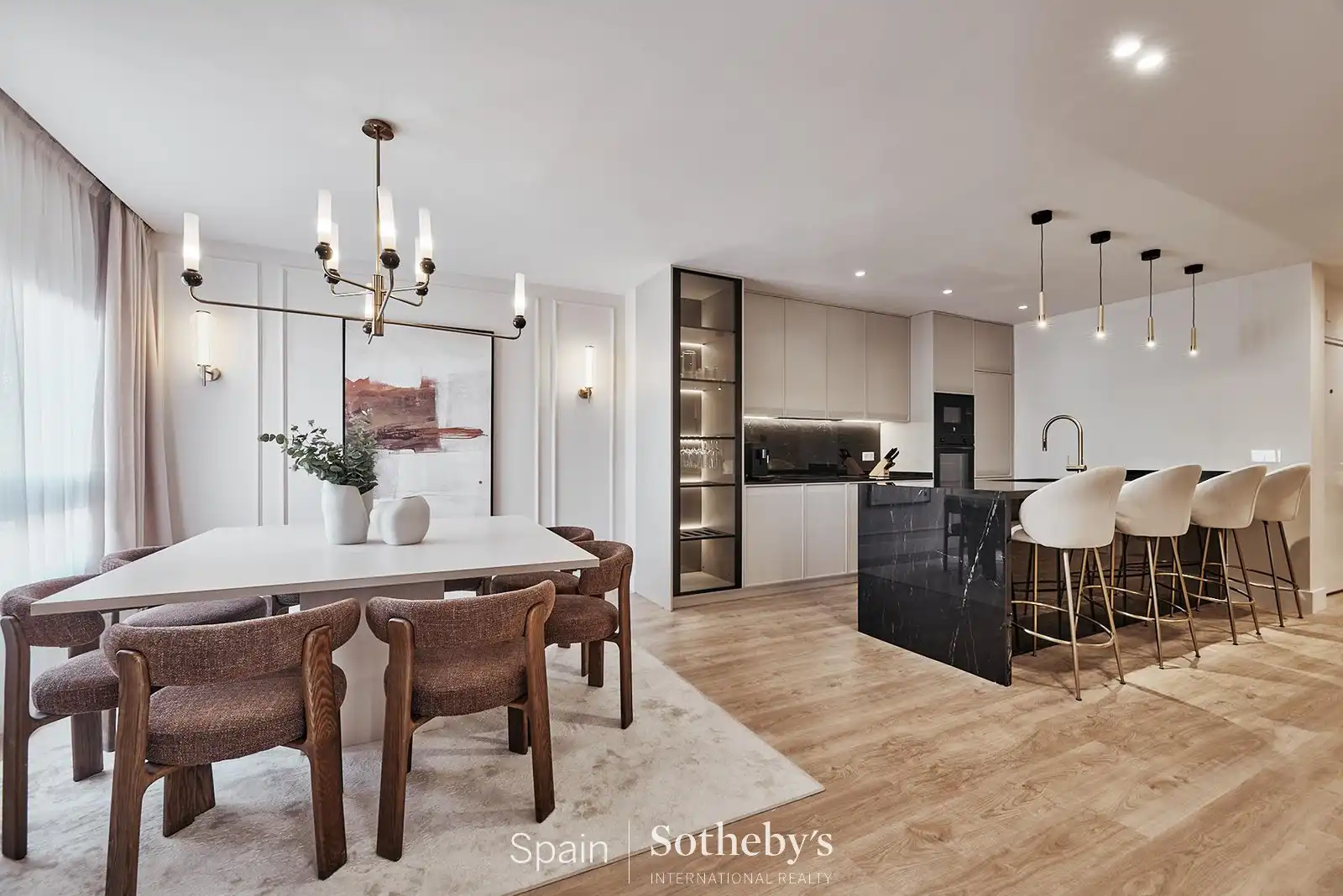 Apartament amb ascensor en venda a Calle de Castelló, imagen 4