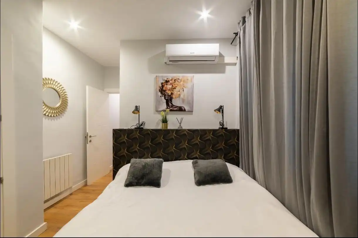 Habitación de Apartamento en venta en Madrid con Aire acondicionado, Calefacción y Trastero