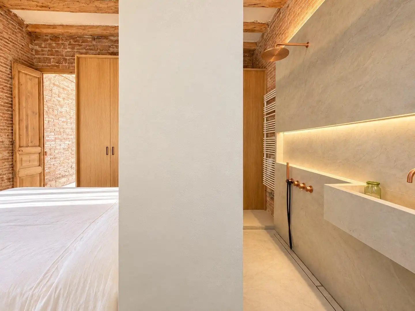 Dormitori de Casa o xalet en venda en Terrassa amb Calefacció, Terrassa i Traster