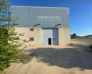 Vista exterior de Nau industrial en venda en Rodonyà