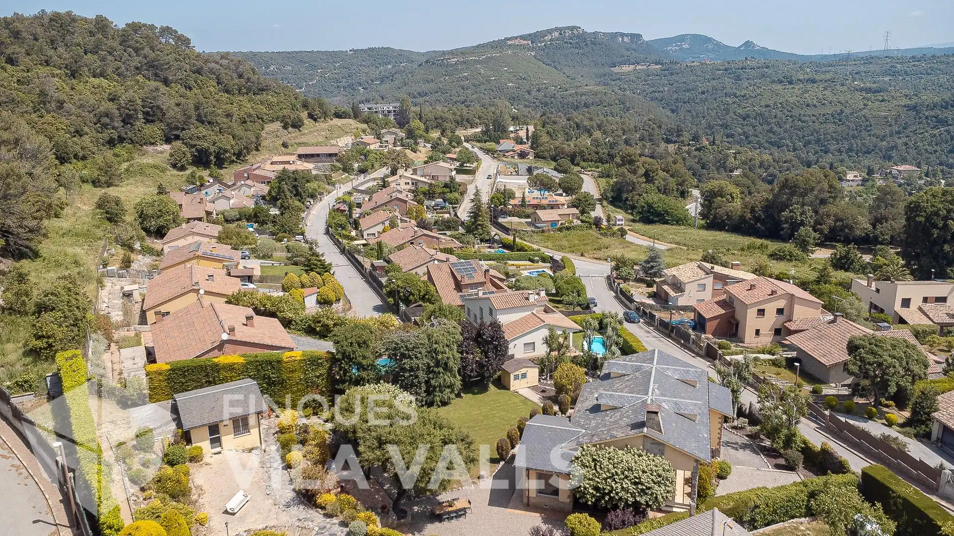 Vista exterior de Casa o xalet en venda en Sant Quirze Safaja amb Aire condicionat