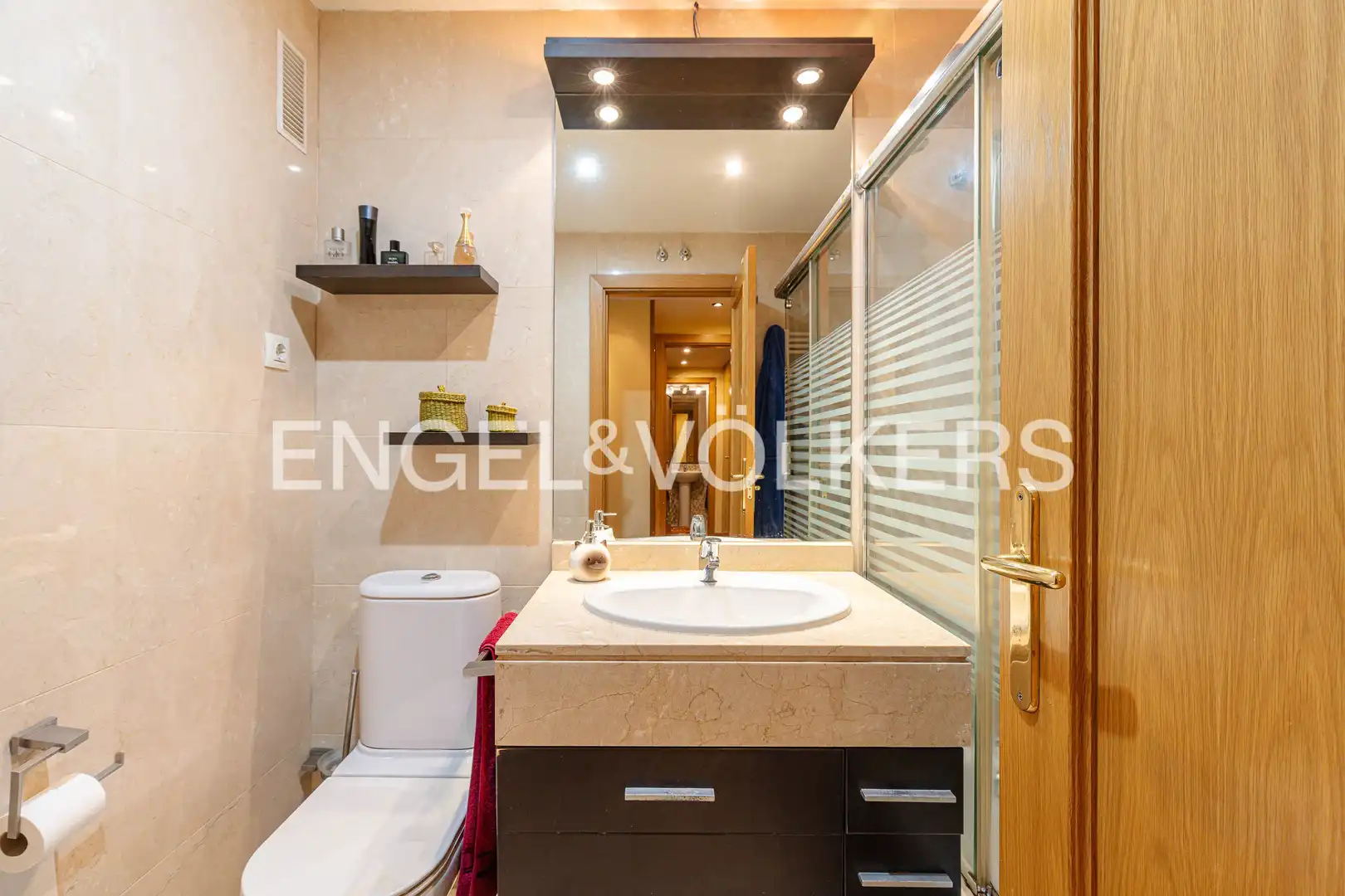 Baño de Piso en venta en Madrid con Aire acondicionado, Calefacción y Trastero