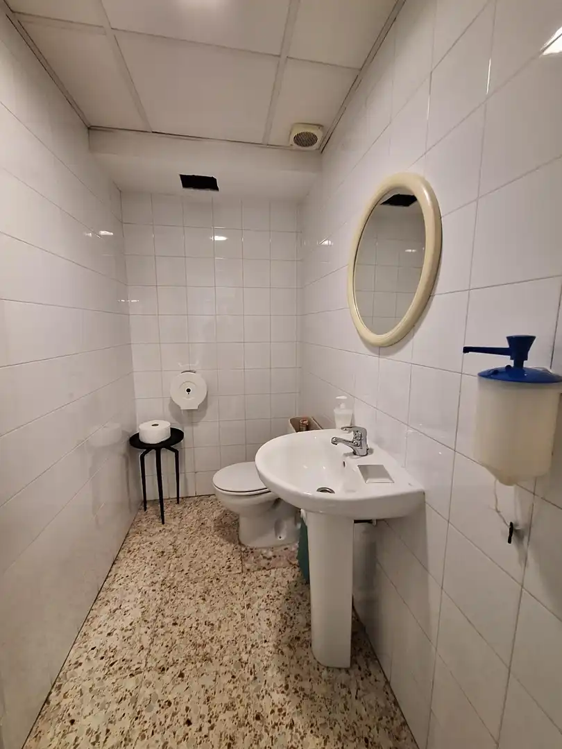 Baño de Oficina en venta en Elche / Elx