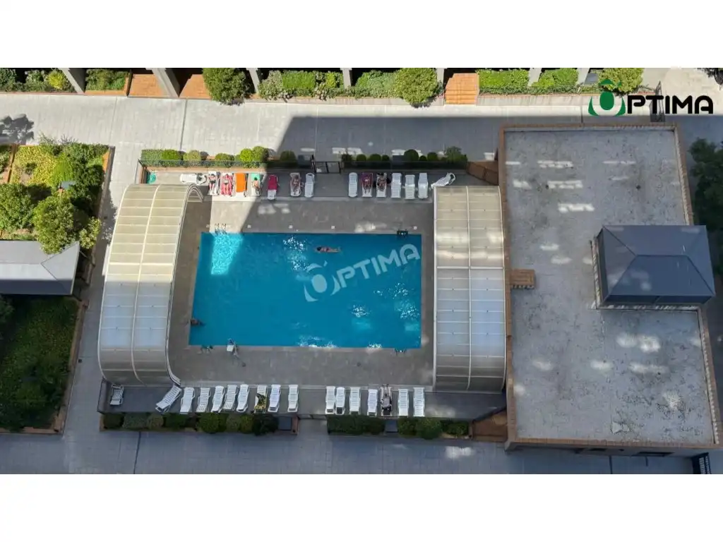 Piscina de Pis de lloguer en Coslada