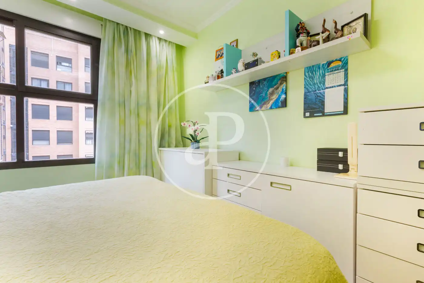 Bedroom of Flat for sale in Valencia  with Air Conditioner, Heating and Private garden