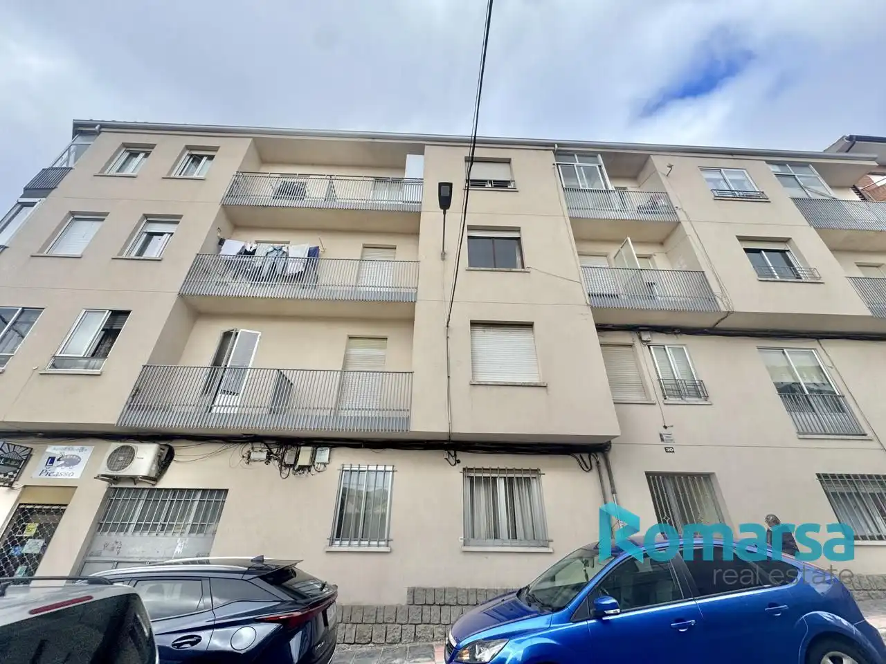 Vista exterior de Piso de alquiler en Ávila Capital con Calefacción, Terraza y Trastero