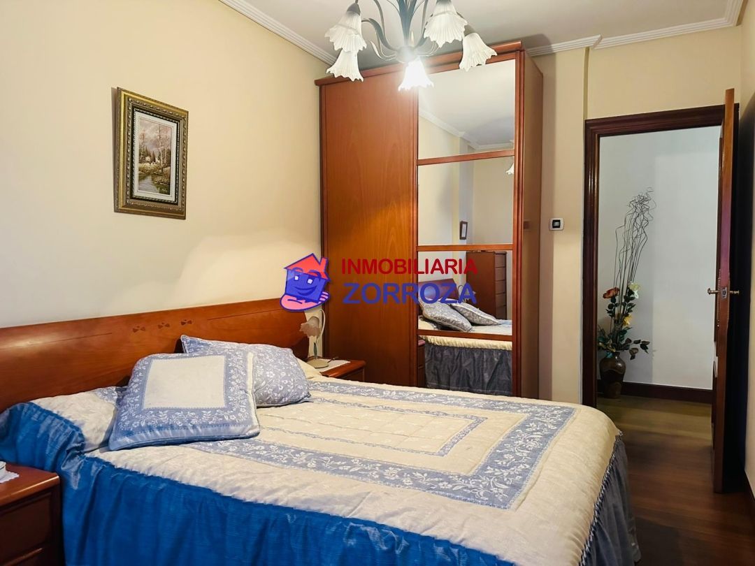 Dormitori de Pis en venda en Bilbao  amb Calefacció