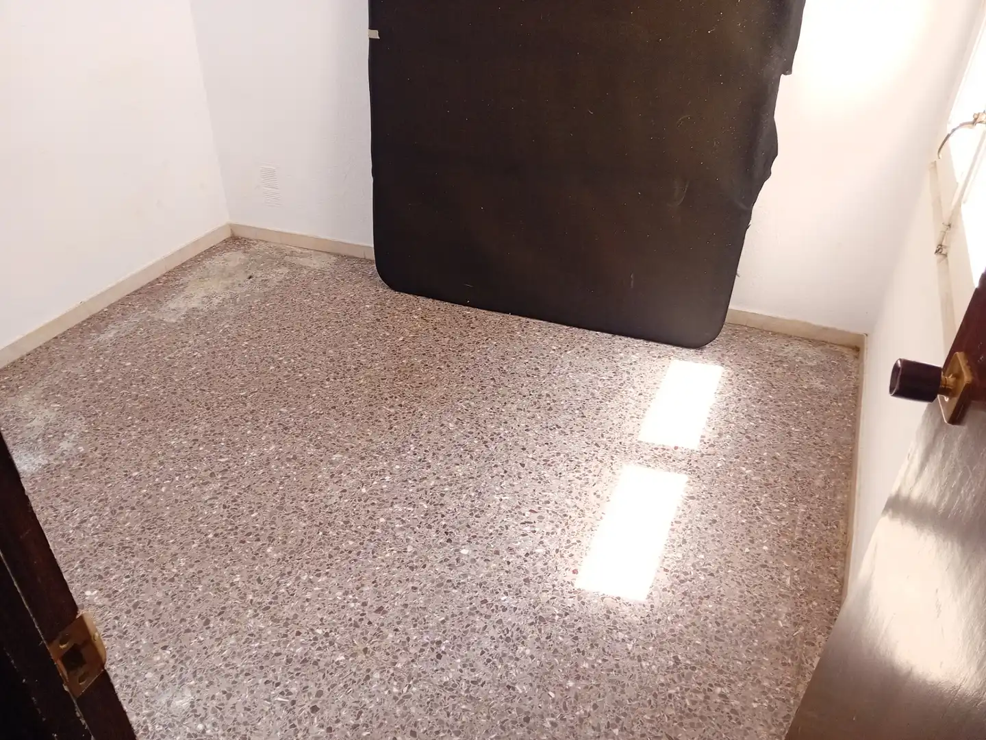 Flat for sale in Girona  with Heating, Terrace and Alarm