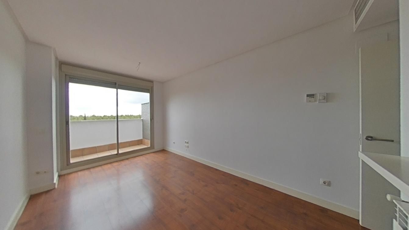 Dormitori de Pis en venda en  Madrid Capital amb Calefacció, Traster i Piscina