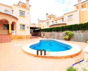 Jardí de Casa o xalet en venda en Guardamar del Segura amb Aire condicionat, Calefacció i Jardí privat