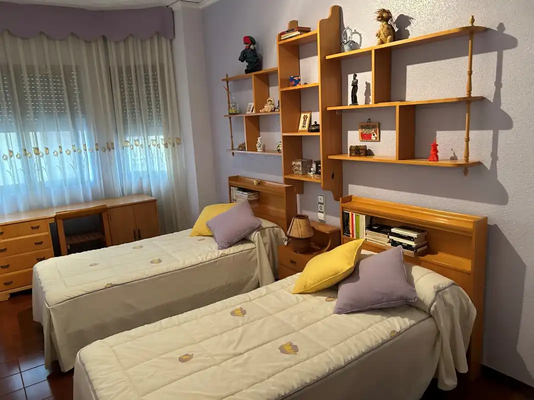 Bedroom of Houses for sale in L'Alqueria de la Comtessa  with Air Conditioner, Terrace and Furnished