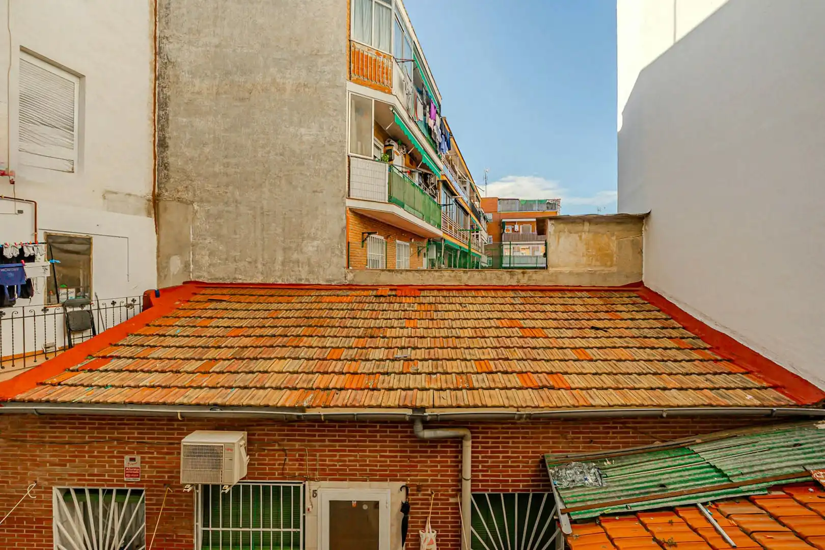 Exterior view of Flat for rent in Madrid  with Air Conditioner, Heating and Furnished