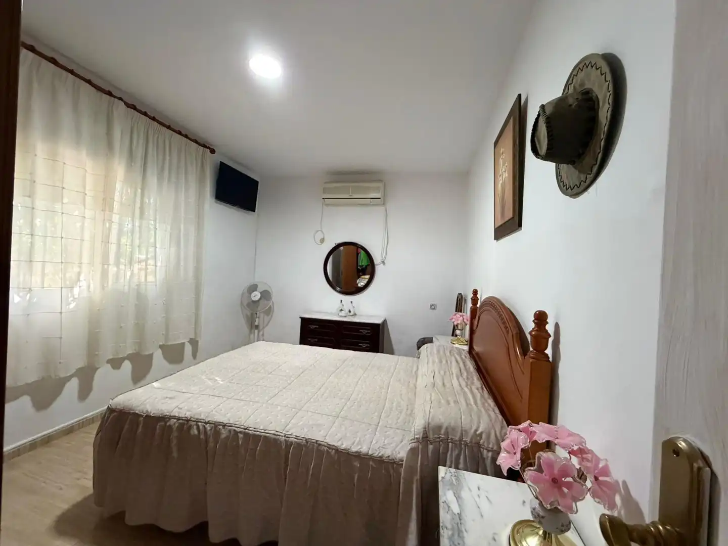 Dormitori de Casa o xalet en venda en Córdoba amb Aire condicionat, Jardí privat i Piscina
