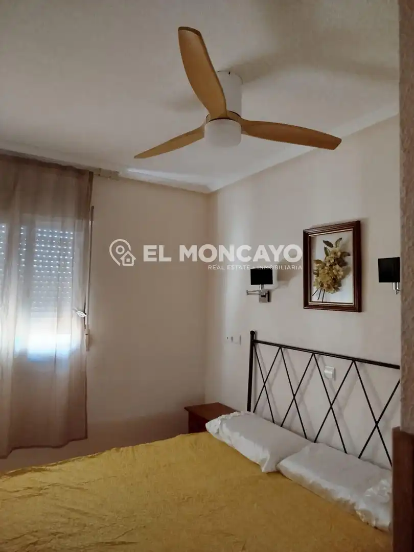 Bedroom of Houses for sale in Guardamar del Segura  with Air Conditioner, Heating and Private garden