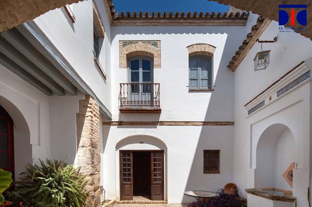 Finca rústica en Venta en Carmona