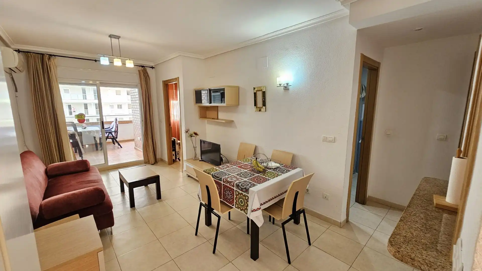 Apartamento con piscina en venta en Amplaeies 37, imagen 4