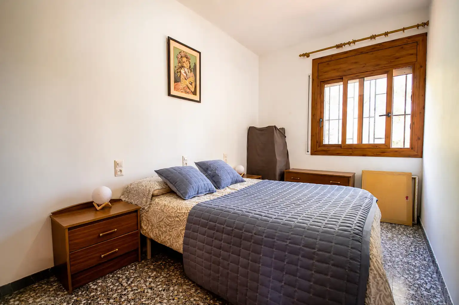 Habitación de Finca rústica en venta en Vilanova i la Geltrú con Jardín privado, Terraza y Balcón