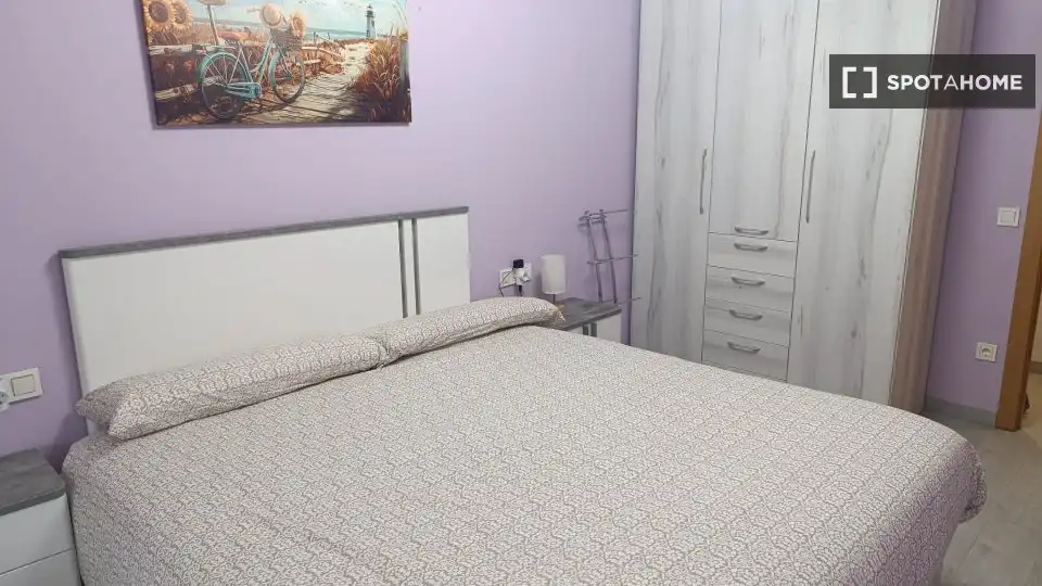 Habitación de Apartamento para compartir en Castro-Urdiales con Aire acondicionado, Calefacción y Terraza