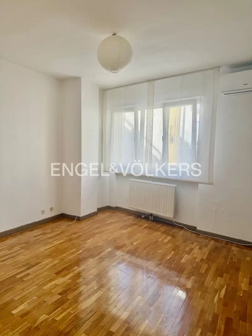 Sala de estar de Piso de alquiler en Madrid con Aire acondicionado, Calefacción y Parquet