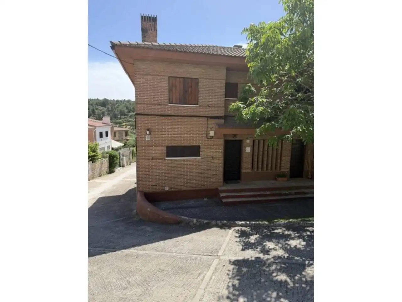 Vista exterior de Casa adosada de lloguer en Buitrago del Lozoya amb Calefacció, Jardí privat i Terrassa