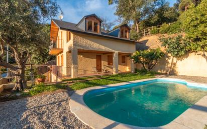 Swimming pool of House or chalet for sale in Sant Cebrià de Vallalta  with Terrace, Swimming Pool and Balcony