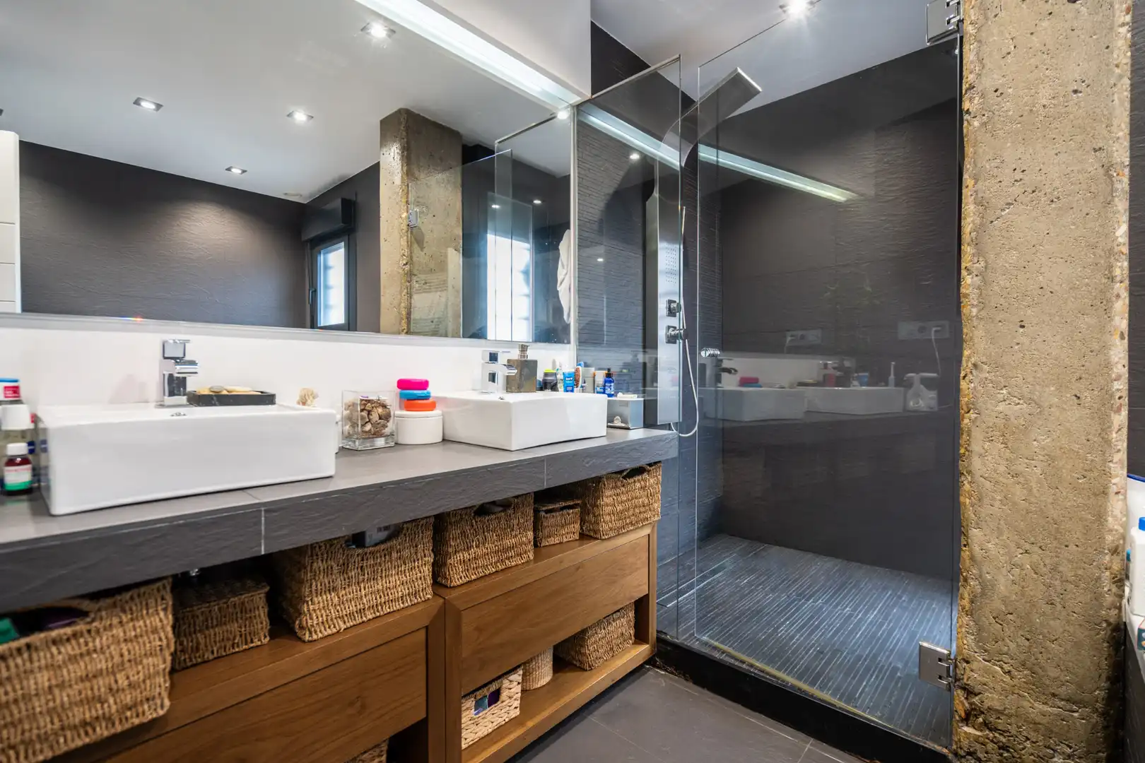 Baño de Casa adosada en venta en Las Rozas de Madrid con Aire acondicionado, Calefacción y Jardín privado