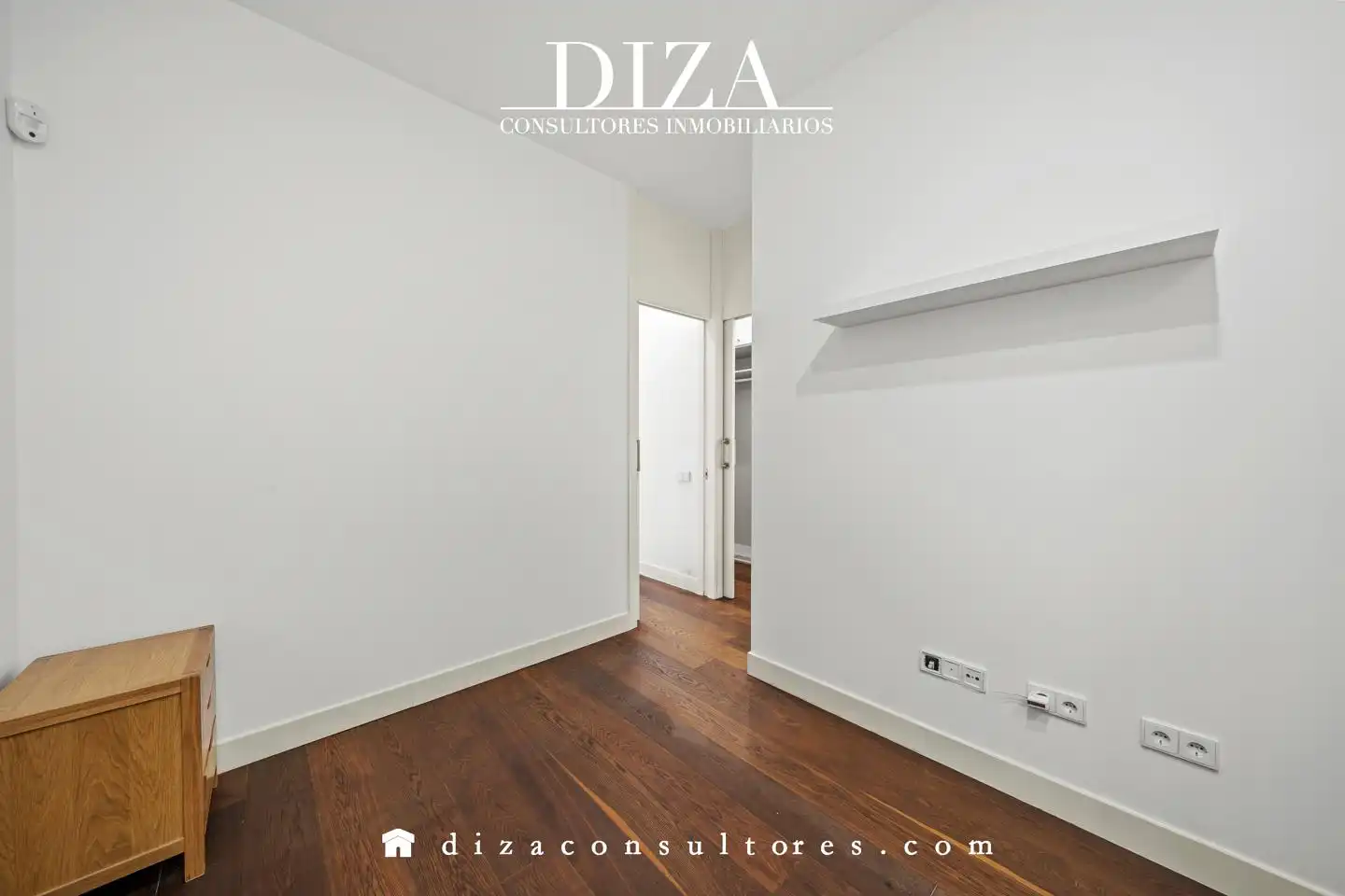 Schlafzimmer von Erdgeschoss zum Verkauf in Madrid mit Klimaanlage und Möbliert