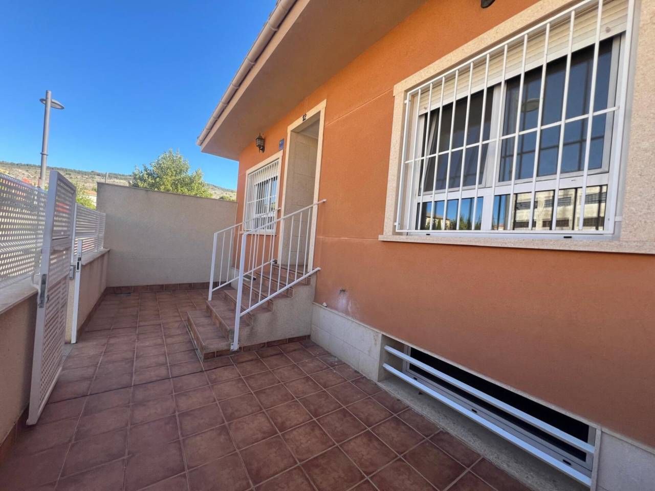 Vista exterior de Casa adosada en venta en Ibi con Aire acondicionado, Calefacción y Terraza