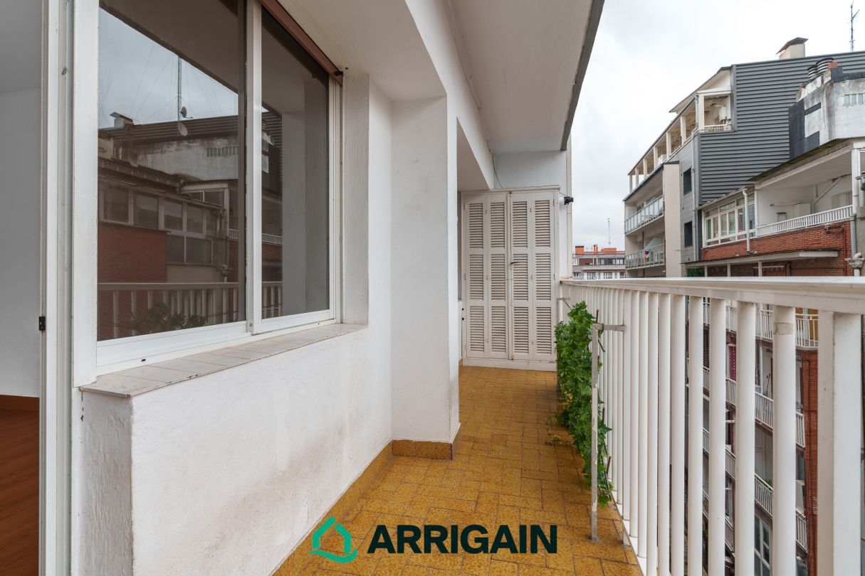 Habitación de Piso en venta en Donostia - San Sebastián  con Calefacción y Terraza