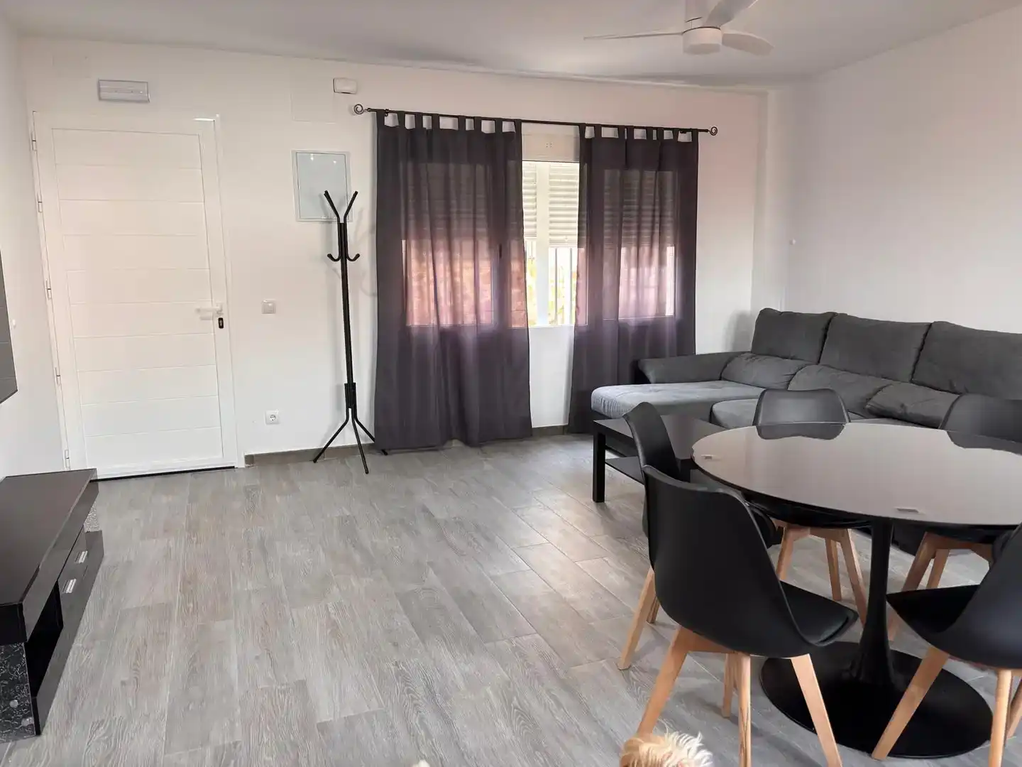 Sala d'estar de Apartament en venda en Castilblanco amb Aire condicionat