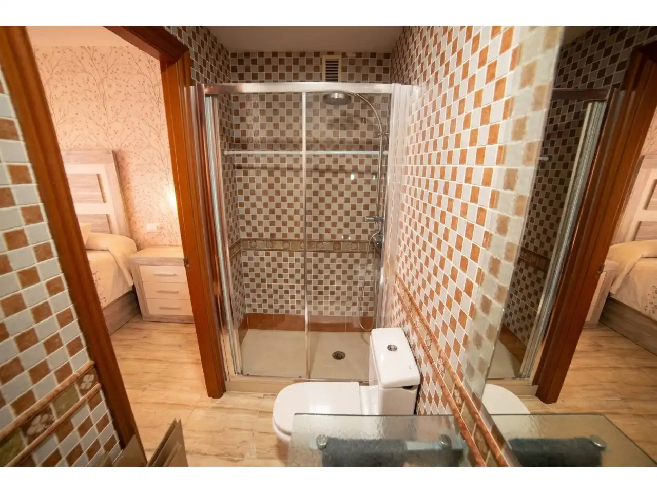 Baño de Piso en venta en Castellar del Vallès con Aire acondicionado, Calefacción y Terraza
