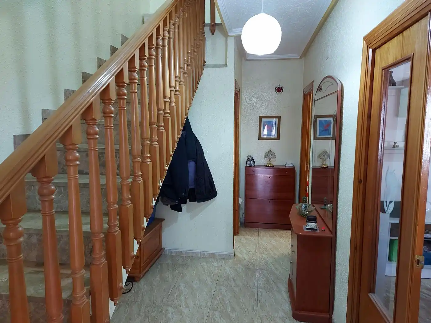 Casa adosada en venda a Cuevas del Campo
