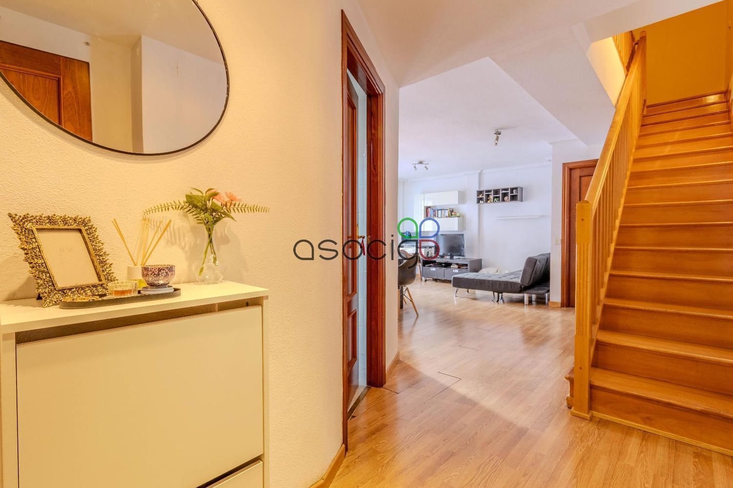 Duplex for sale in Guadalajara Capital  with Air Conditioner, Heating and Storage room