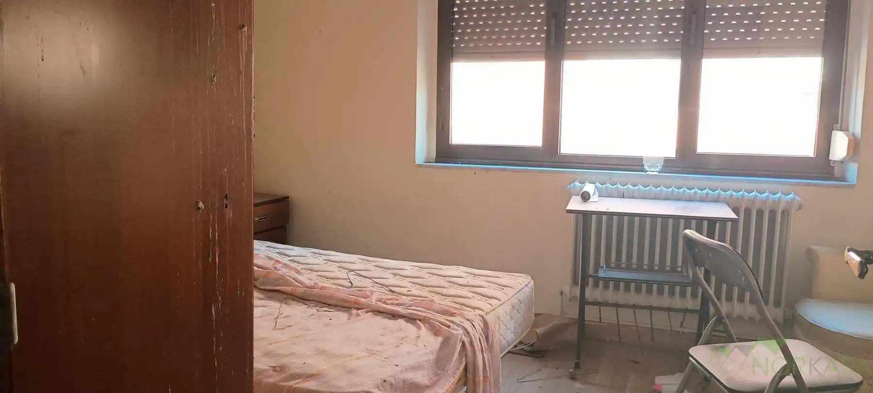 Habitación de Edificio en venta en Oviedo 