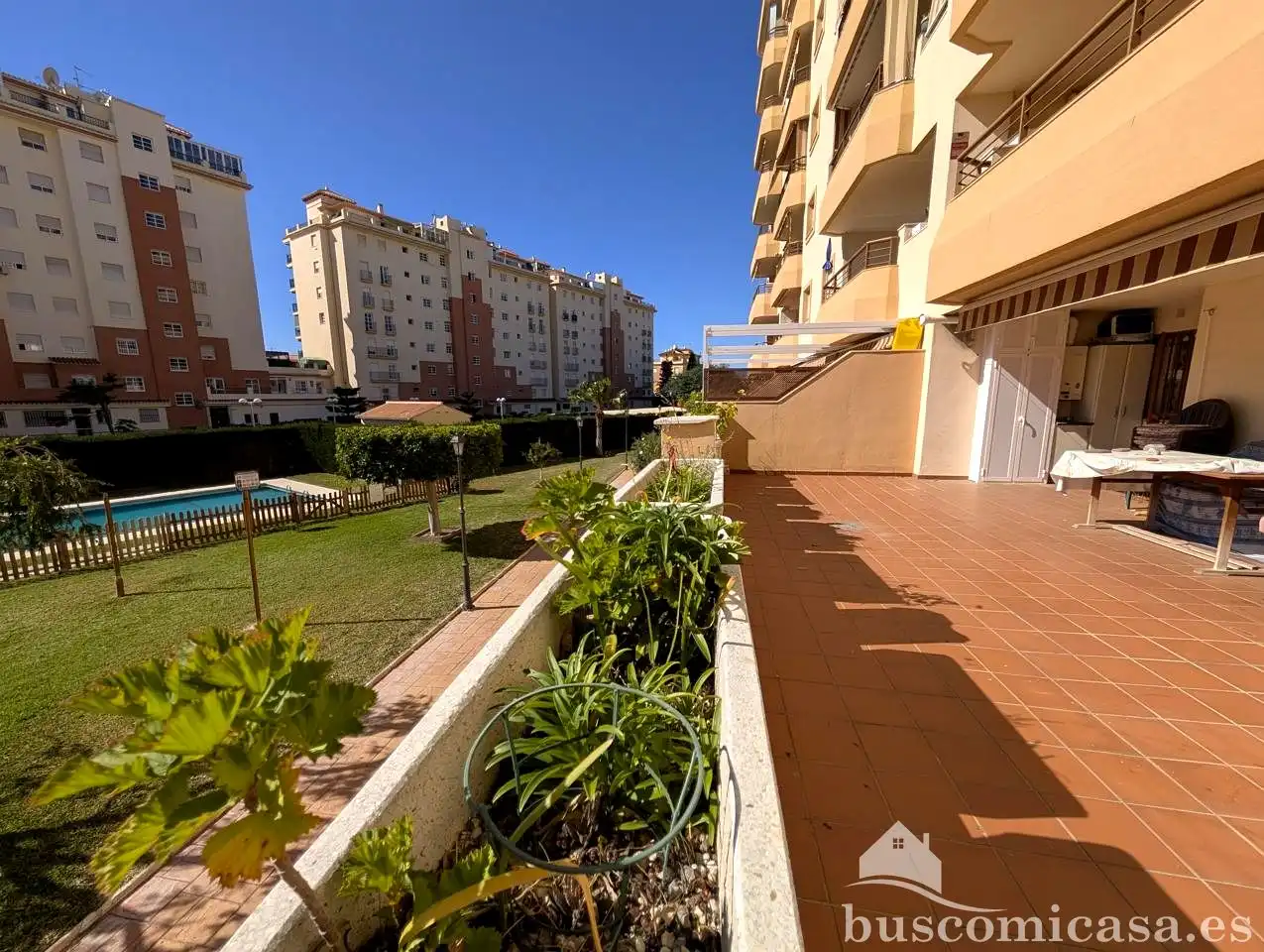 Vista exterior de Planta baja en venta en Algarrobo con Jardín privado, Terraza y Amueblado