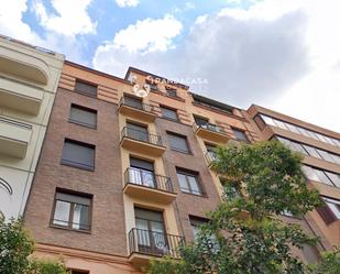 Exterior view of Flat to rent in  Madrid Capital  with Air Conditioner, Heating and Terrace