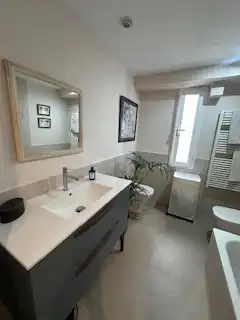 Badezimmer von Wohnung zum Verkauf in León Capital  mit Heizung, Parkett und Terrasse