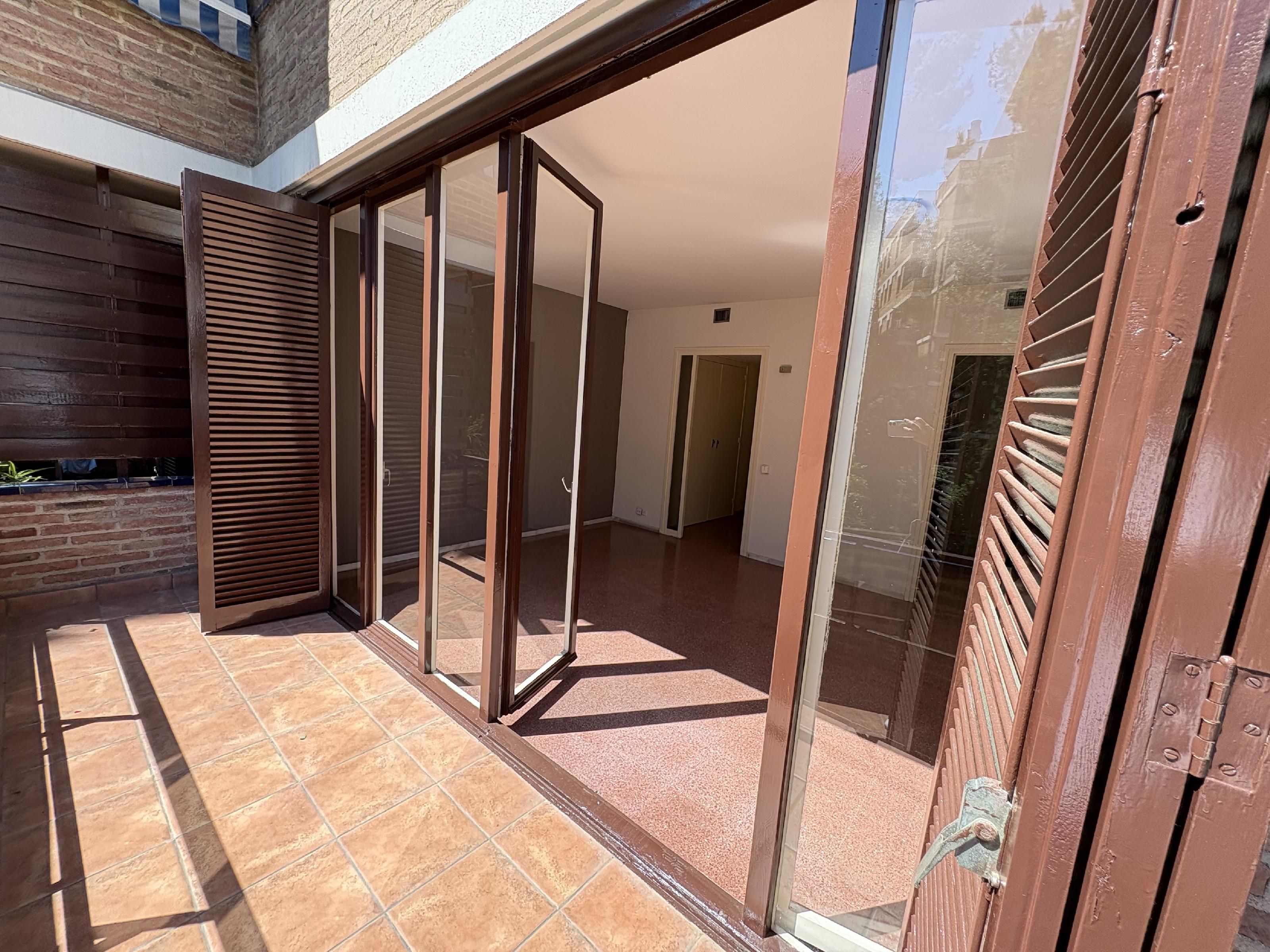 Flat for sale in Sabadell  with Heating, Private garden and Balcony