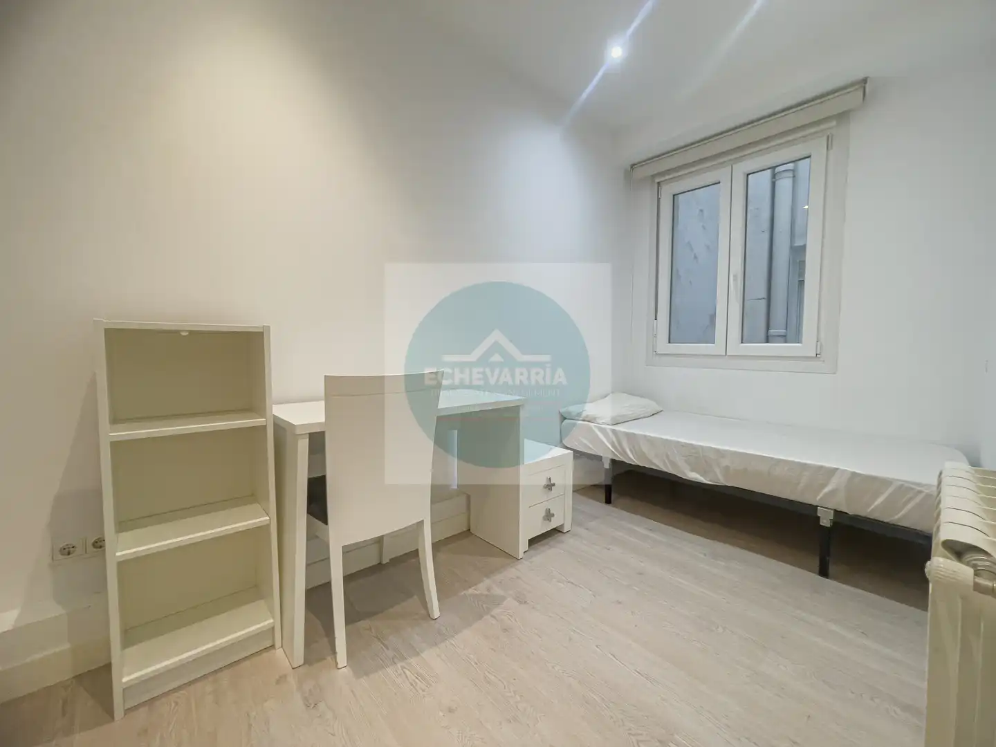 Bedroom of Flat for rent in Madrid  with Heating, Furnished and Oven