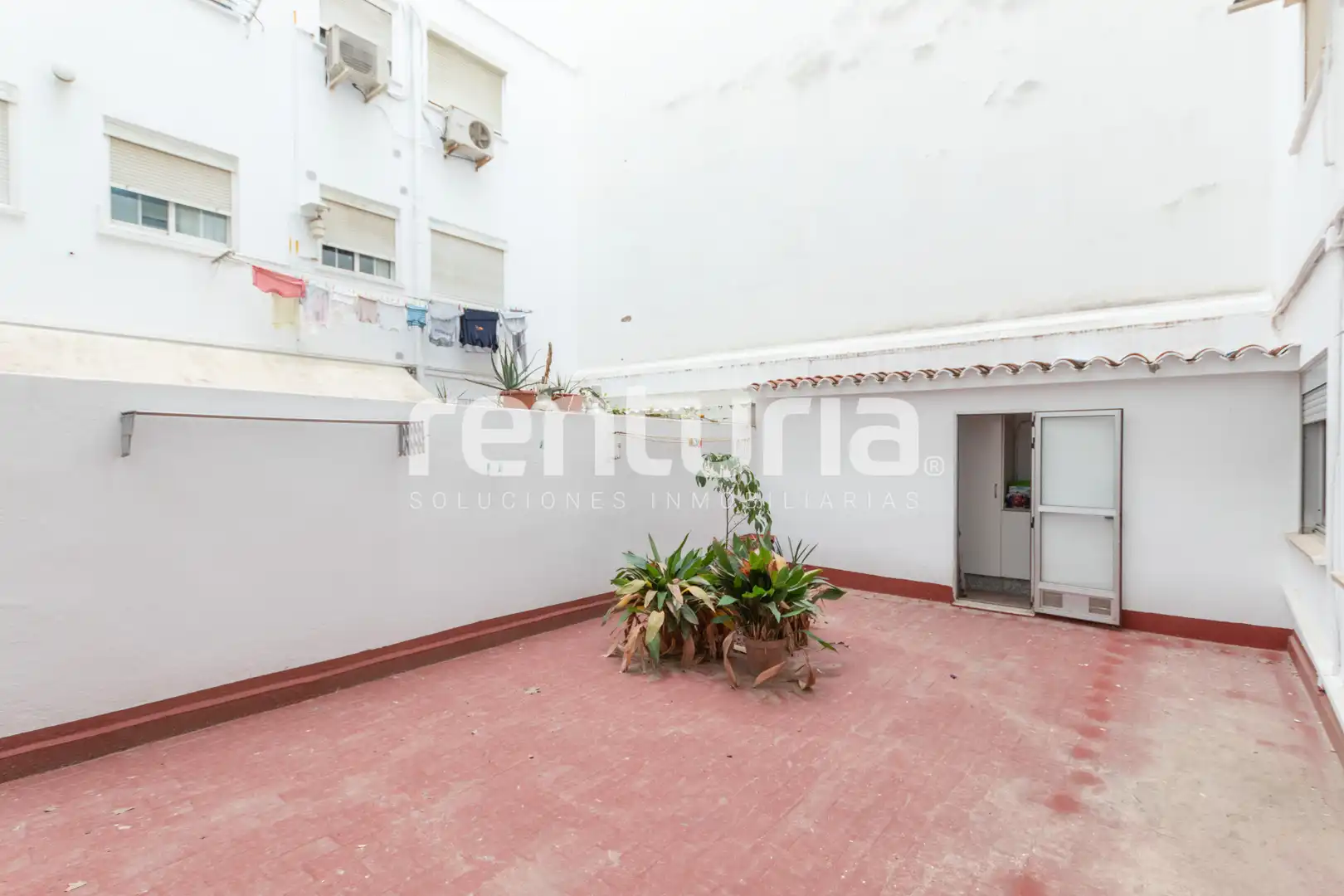 Exterior view of Flat for sale in Valencia  with Air Conditioner, Heating and Terrace