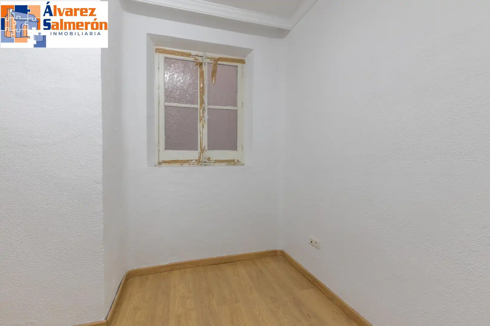Habitación de Piso en venta en Granada