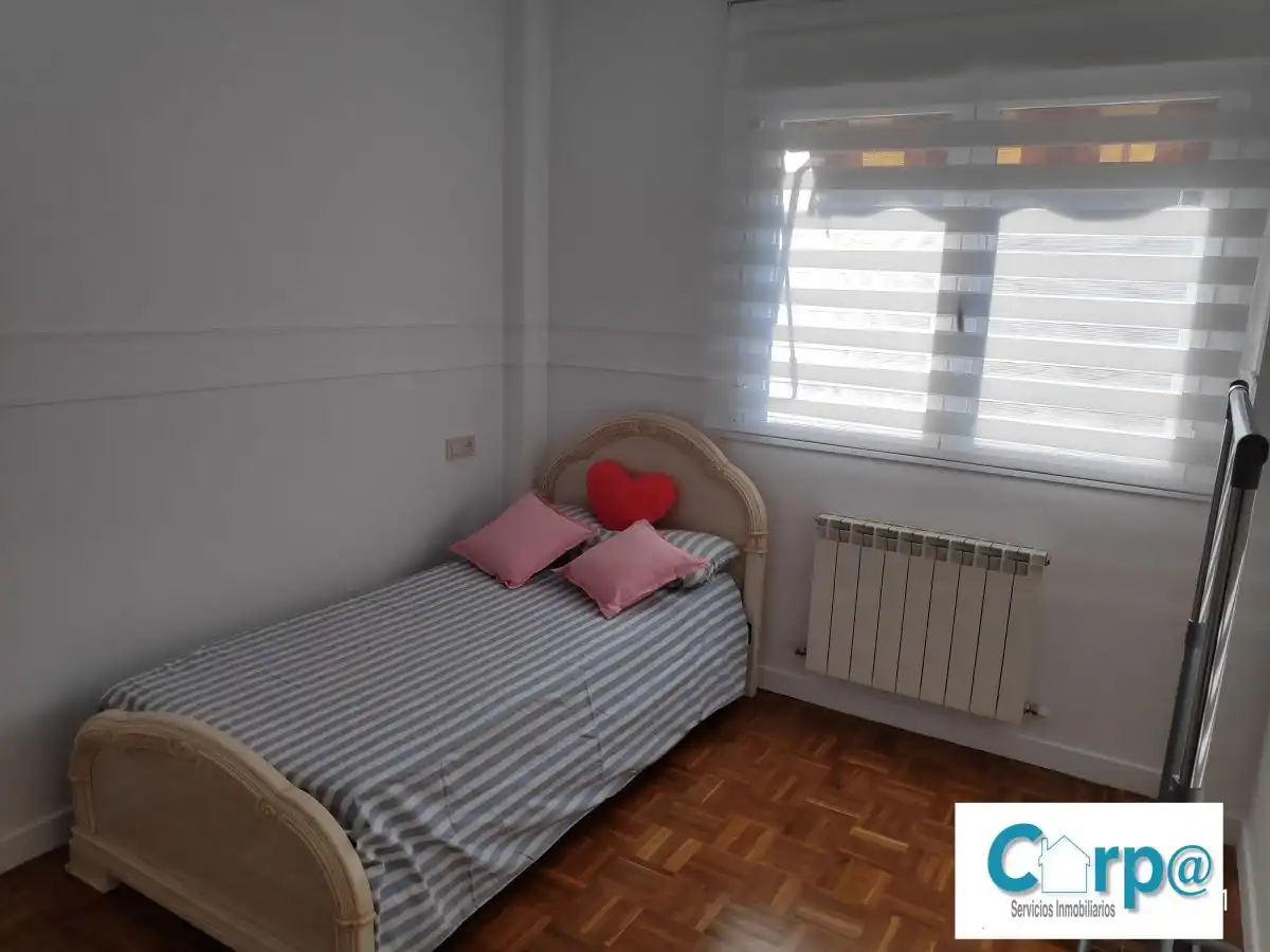 Casa adosada en venta en Andosilla