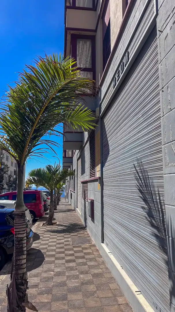 Exterior view of Commercial properties for sale in Santa Cruz de Tenerife