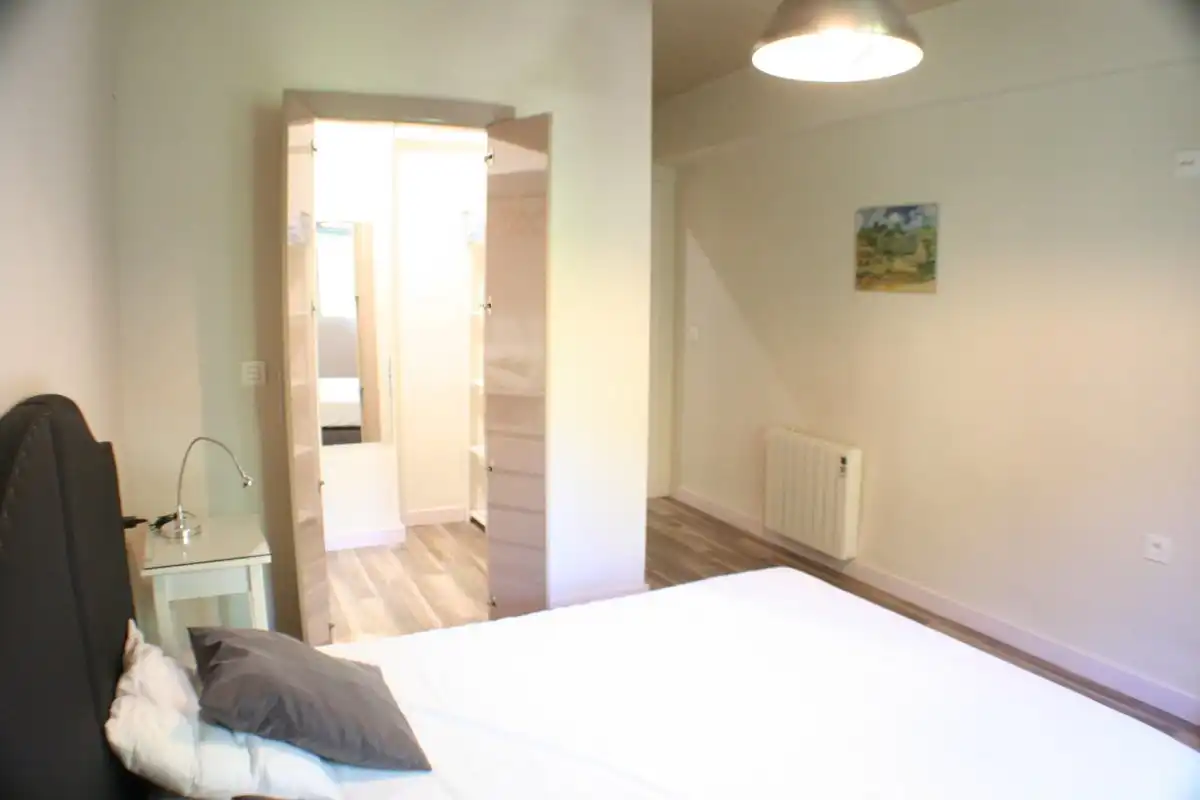 Schlafzimmer von Wohnung zur Miete in Granada mit Klimaanlage, Heizung und Terrasse